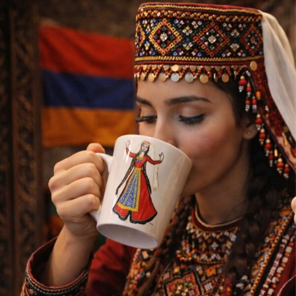 Mug Armenian folk dance